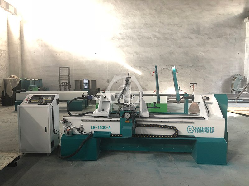 LR-1530-A全自動(dòng)上下料木工車床