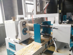 雙軸 木工 車床 批量加工樓梯扶手 操作簡(jiǎn)單 效率高 雙軸 木工 車床 批量加工樓梯扶手 操作簡(jiǎn)單 效率高